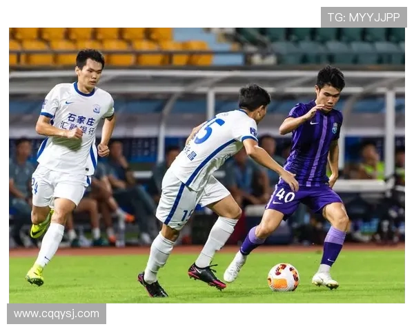 重庆网球队以59分领跑城市联赛积分榜展现强劲实力